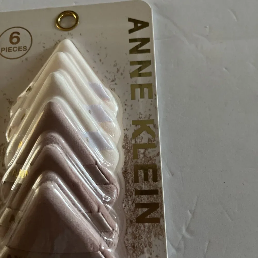 Anne Klein 6 Pc powder puff triangle beauty sponge Beige And Brown